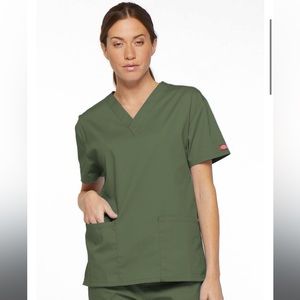 Dickies Women's EDS Signature Scrubs 86706 Missy Fit V-Neck Top